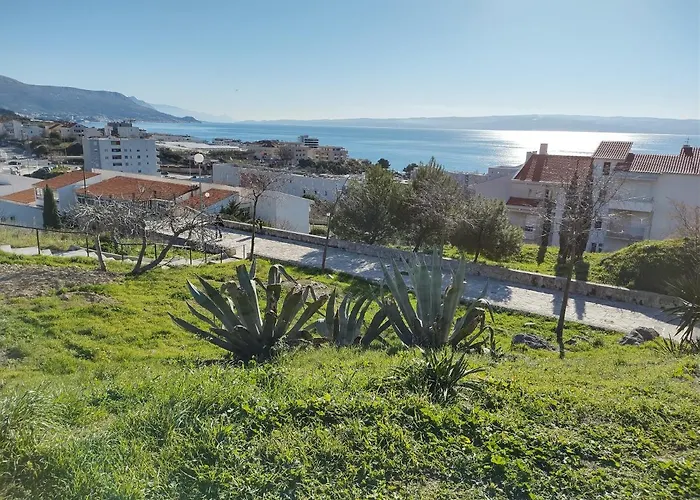 Sunny Day Apartment Split
