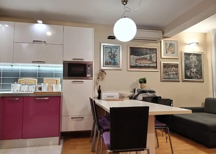 Sunny Day Apartment
