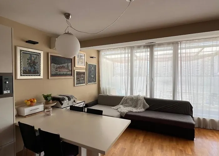 Apartment Sunny Day Split