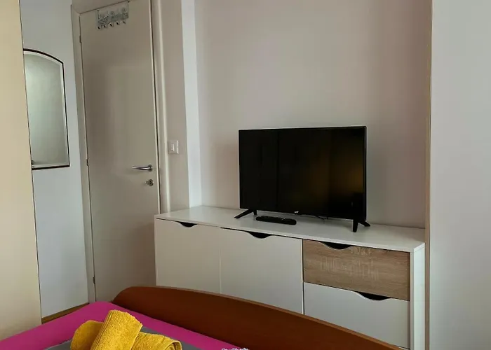 Apartment Sunny Day