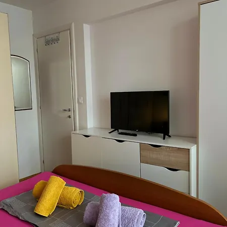 Apartment Sunny Day
