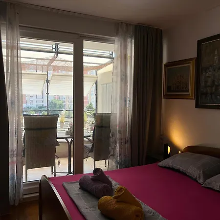 Sunny Day Apartment